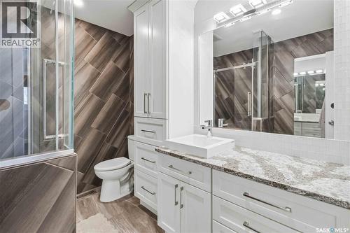 134 Russell Road, Saskatoon, SK - Indoor Photo Showing Bathroom