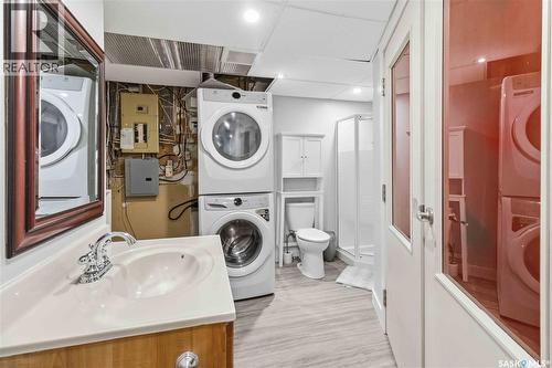 134 Russell Road, Saskatoon, SK - Indoor Photo Showing Laundry Room