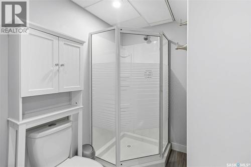134 Russell Road, Saskatoon, SK - Indoor Photo Showing Bathroom
