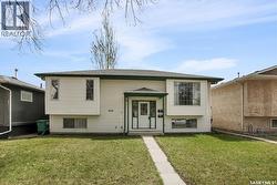 1418 B AVENUE N  Saskatoon, SK S7L 1G8
