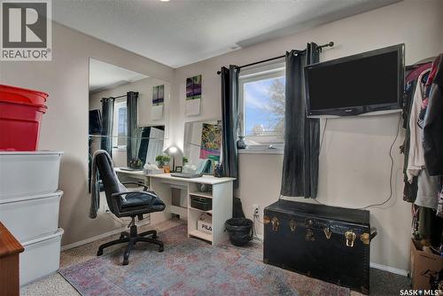 1418 B Avenue N, Saskatoon, SK - Indoor Photo Showing Other Room