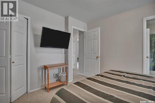 1418 B Avenue N, Saskatoon, SK - Indoor Photo Showing Bedroom