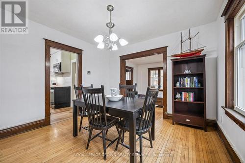 9 Spadina Road E, Kitchener, ON - Indoor Photo Showing Dining Room