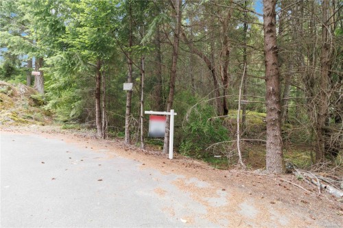 730 Emma Dixon Rd, Highlands, BC 