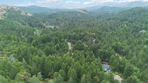 730 Emma Dixon Rd, Highlands, BC 