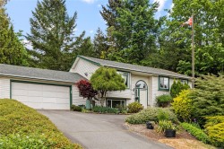 2109 Lakeside Dr Nanaimo, BC V9X 1A8