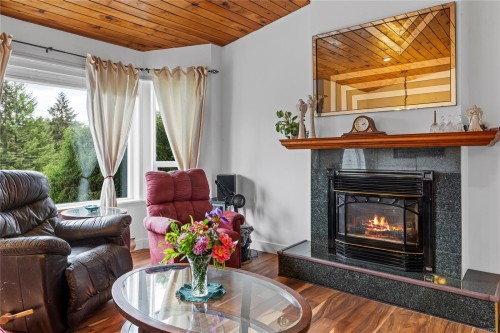 2109 Lakeside Dr, Nanaimo, BC 