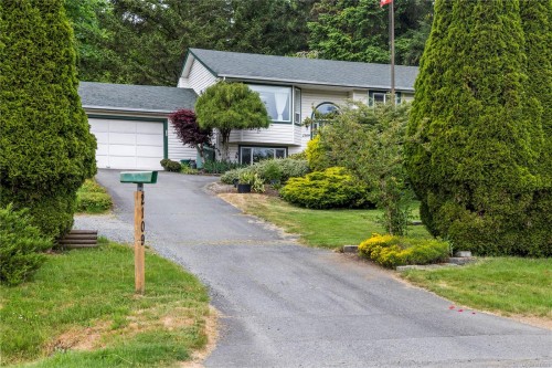 2109 Lakeside Dr, Nanaimo, BC 