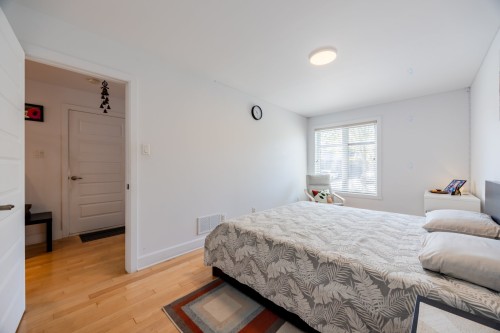 Chambre à coucher - 6255 Rue Cortot, Brossard, QC - Indoor Photo Showing Bedroom