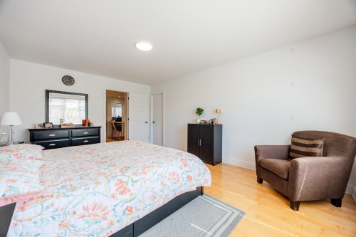 Chambre à coucher principale - 6255 Rue Cortot, Brossard, QC - Indoor Photo Showing Bedroom