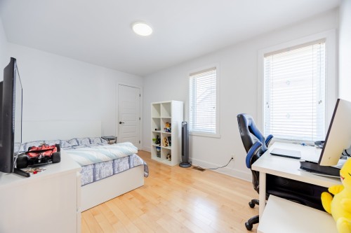 Chambre à coucher - 6255 Rue Cortot, Brossard, QC - Indoor Photo Showing Bedroom