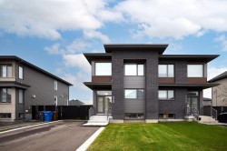 536 Rue du Muscat Sainte-Marthe-Sur-Le-Lac, QC J0N 1P0