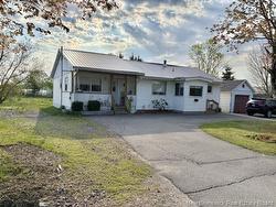 10 Happy Valley LANE Saint Stephen, NB E3L 1P6