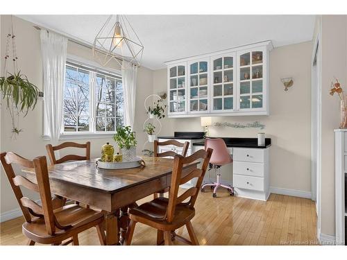 87 Oakland Ave, Fredericton, NB 