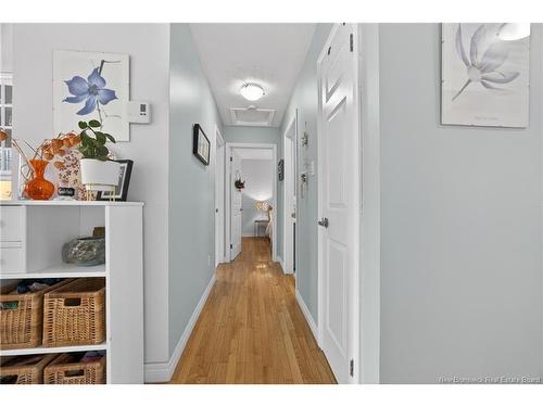87 Oakland Ave, Fredericton, NB 