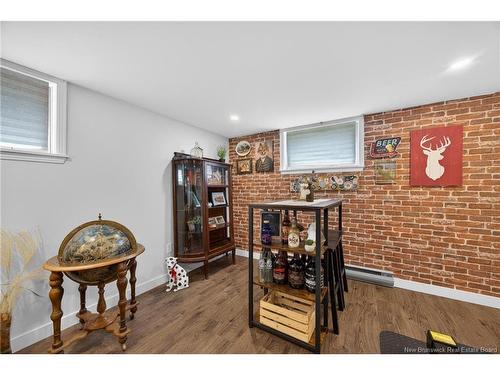 87 Oakland Ave, Fredericton, NB 