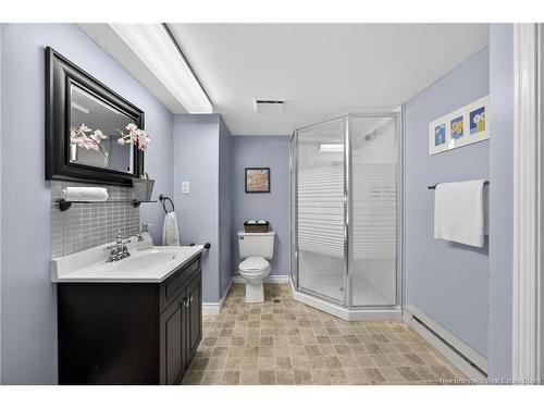 87 Oakland Ave, Fredericton, NB 