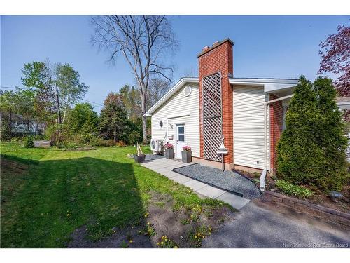 87 Oakland Ave, Fredericton, NB 