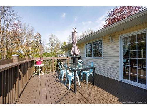 87 Oakland Ave, Fredericton, NB 