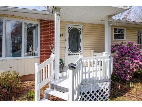 87 Oakland Ave, Fredericton, NB 