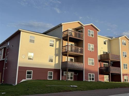 7 2 Elena Court  Charlottetown, PE C1C 0B2