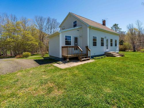 2096 North Range Crossroad, South Range, NS 