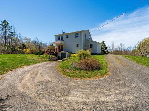 2096 North Range Crossroad, South Range, NS 
