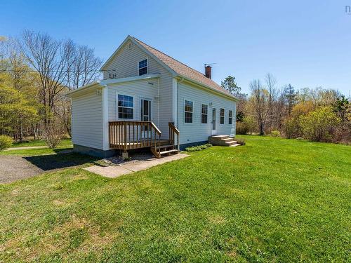 2096 North Range Crossroad, South Range, NS 