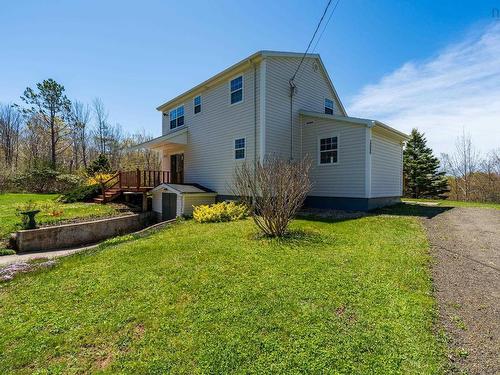 2096 North Range Crossroad, South Range, NS 