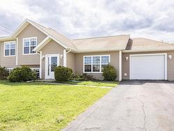 15 Raspberry Avenue  West Royalty, PE C1E 0H9