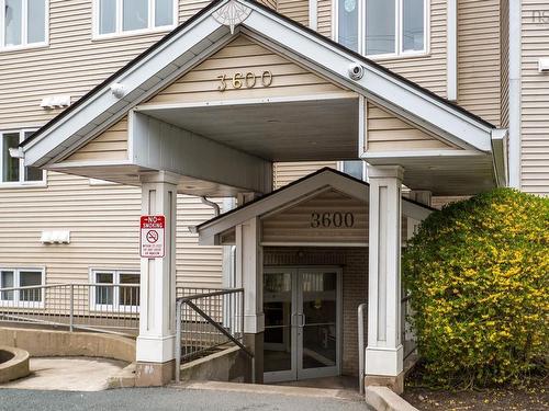 210 3600 John Par Drive, Halifax, NS 