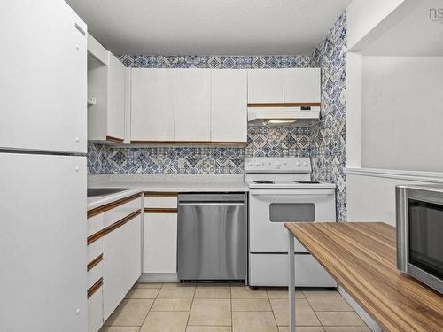 210 3600 John Par Drive, Halifax, NS 