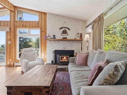 2612 Highway 329, Northwest Cove, NS 