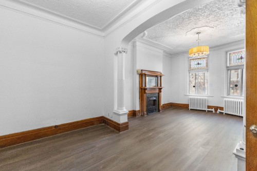 Living Room - 2320 Av. Marcil, Montréal (Côte-Des-Neiges/Notre-Dame-De-Grâce), QC - Indoor Photo Showing Other Room