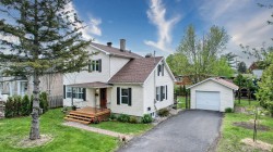 242 Rue Bernard Beloeil, QC J3G 2S2