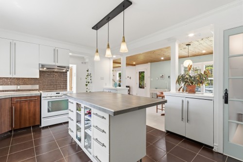 Kitchen - 242 Rue Bernard, Beloeil, QC - Indoor Photo Showing Kitchen