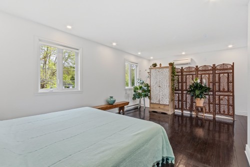 Master Bedroom - 242 Rue Bernard, Beloeil, QC - Indoor Photo Showing Bedroom