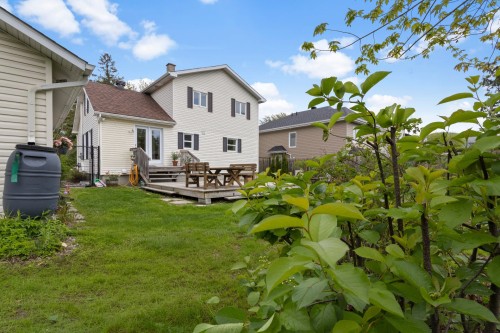 Back of Structure - 242 Rue Bernard, Beloeil, QC - Outdoor