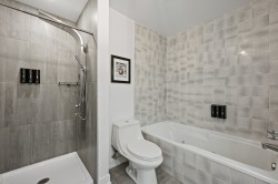 Salle de bains attenante à la CCP - 