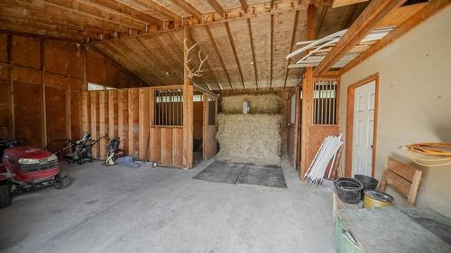 5121 Mission Road, Cranbrook, BC - Indoor
