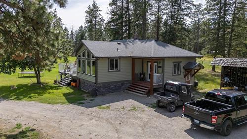 5121 Mission Road, Cranbrook, BC - Outdoor