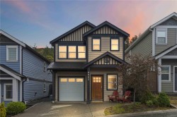 3363 Turnstone Dr Langford, BC V9C 0J4