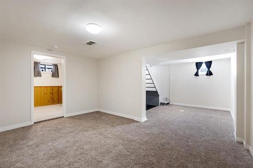 730 Harbison Ave, Winnipeg, MB 