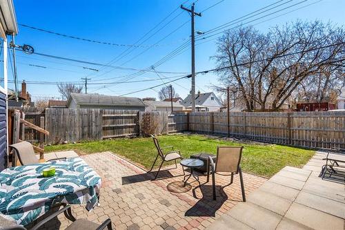 730 Harbison Ave, Winnipeg, MB 