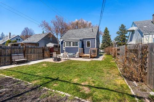 730 Harbison Ave, Winnipeg, MB 
