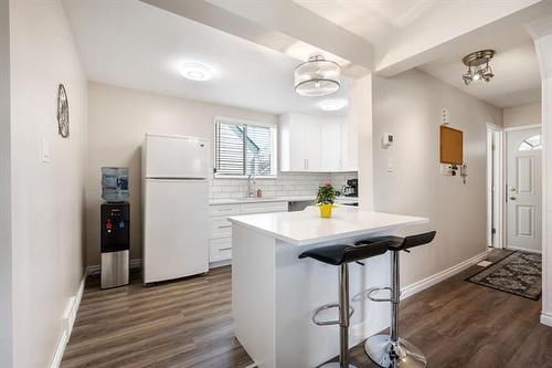 730 Harbison Ave, Winnipeg, MB 