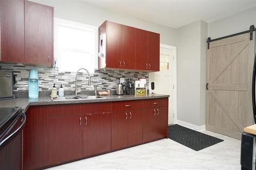 681 St John'S Ave, Winnipeg, MB 
