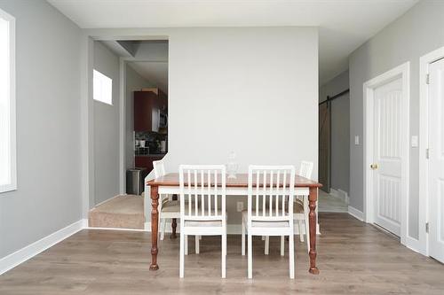 681 St John'S Ave, Winnipeg, MB 