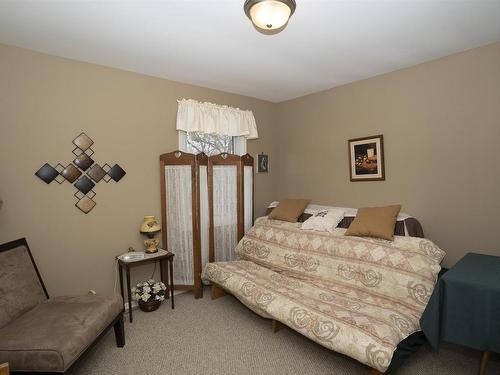 237 Windemere Avenue S, Thunder Bay, ON - Indoor Photo Showing Bedroom
