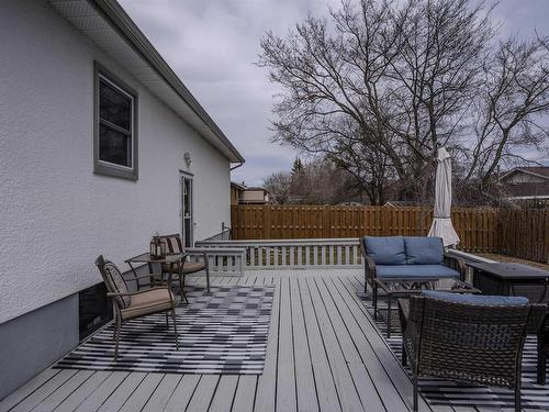 237 Windemere Avenue S, Thunder Bay, ON - Outdoor With Deck Patio Veranda With Exterior